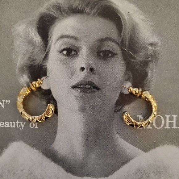 Vintage Earrings - Picture 1 of 4